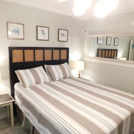 Budget Friendly Condo Perfect For A Romantic Getaway Within Walking Distance To The Beach! Gulf Shores Buitenkant foto