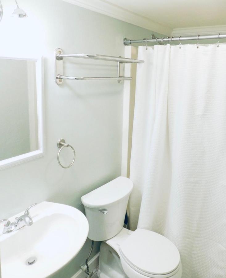 Budget Friendly Condo Perfect For A Romantic Getaway Within Walking Distance To The Beach! Gulf Shores Buitenkant foto