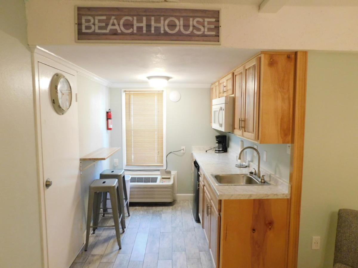 Budget Friendly Condo Perfect For A Romantic Getaway Within Walking Distance To The Beach! Gulf Shores Buitenkant foto