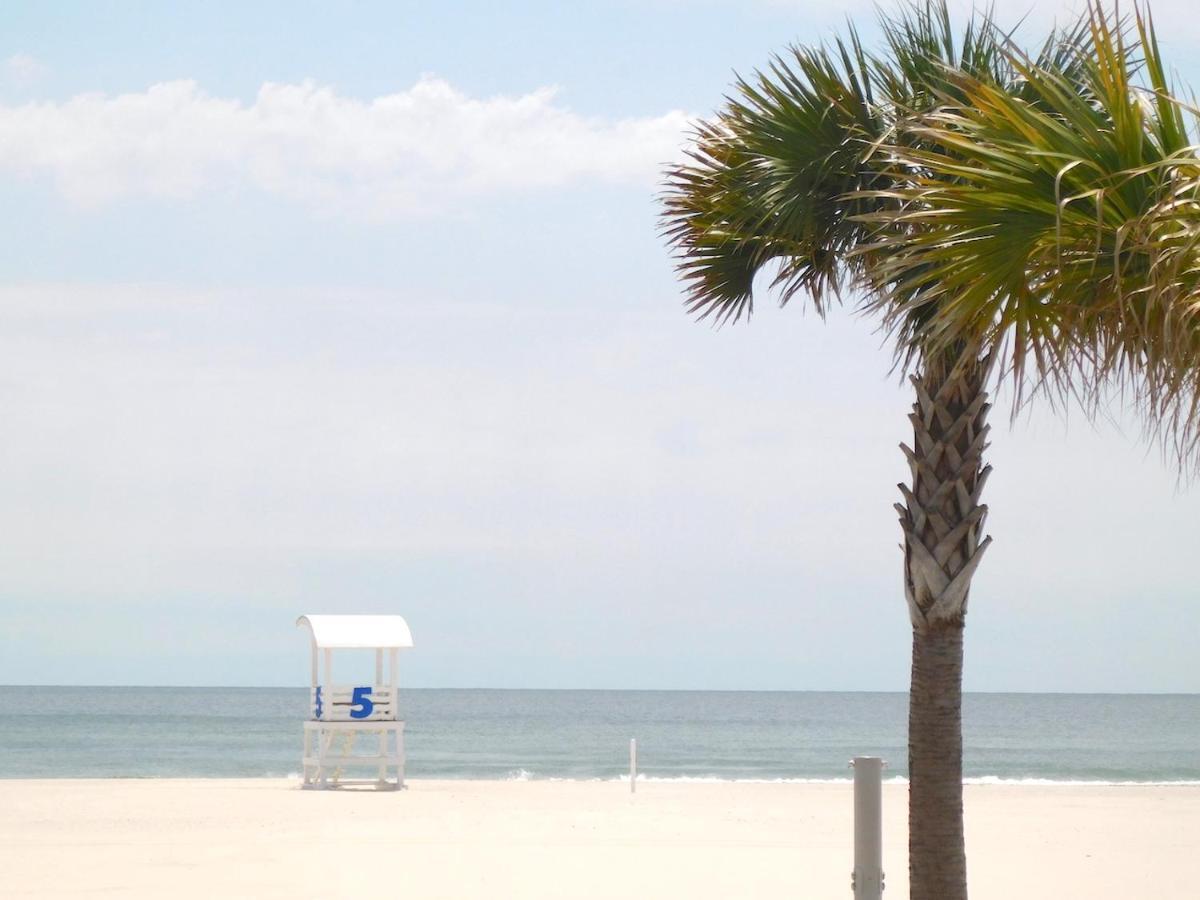 Budget Friendly Condo Perfect For A Romantic Getaway Within Walking Distance To The Beach! Gulf Shores Buitenkant foto