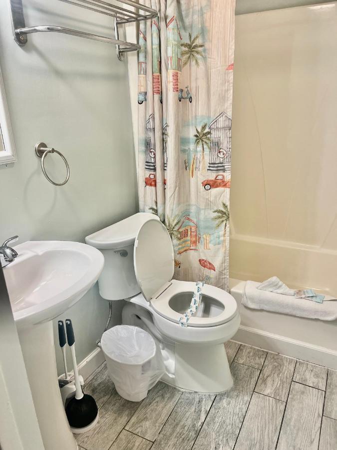 Budget Friendly Condo Perfect For A Romantic Getaway Within Walking Distance To The Beach! Gulf Shores Buitenkant foto